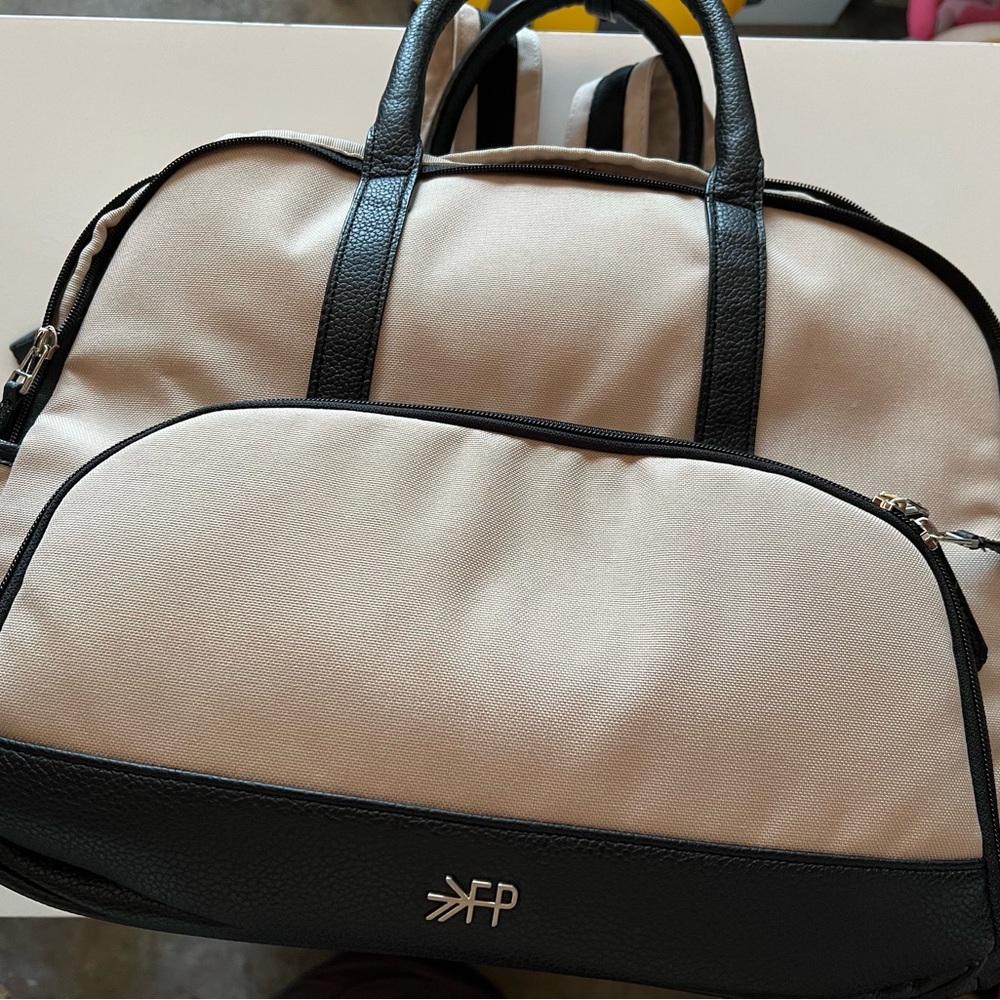 Freshly Picked Marseille Pump Bag